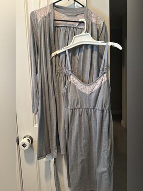 Motherhood Maternity Grey Lace-Trim Sleep Dress & Robe Set